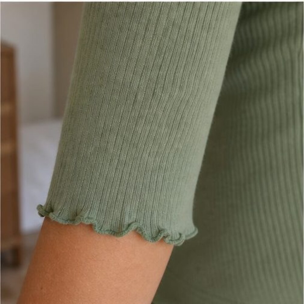 Ivory V Neck Top - Picture 5 of 6